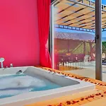 Bezirgan 2 Bedroom Secluded With Private Pool Hot Tub * Kalkan