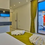 Villa Bezirgan 2 Bedroom Secluded With Private Pool Hot Tub *
