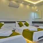 Bezirgan 2 Bedroom Secluded With Private Pool Hot Tub Villa *