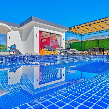 Bezirgan 2 Bedroom Secluded With Private Pool Hot Tub Villa Kalkan