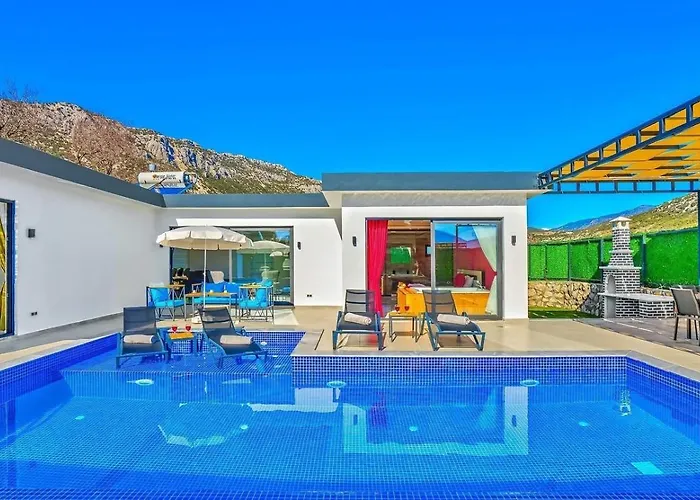Bezirgan 2 Bedroom Secluded With Private Pool Hot Tub Villa Kalkan