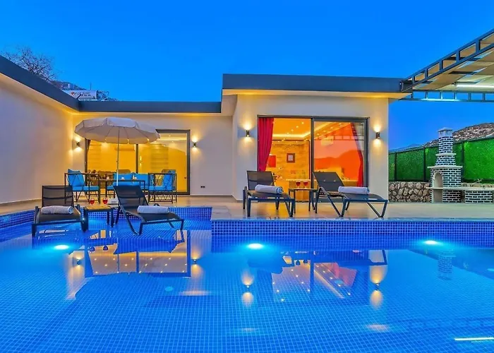 Bezirgan 2 Bedroom Secluded With Private Pool Hot Tub Villa Kalkan