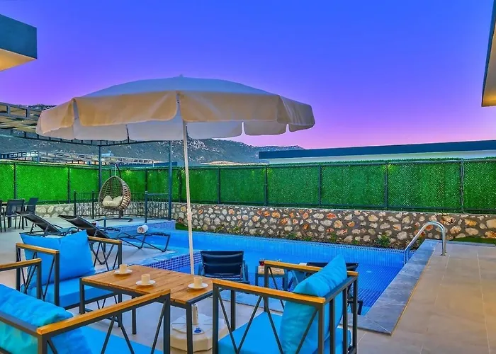 Bezirgan 2 Bedroom Secluded With Private Pool Hot Tub Kalkan