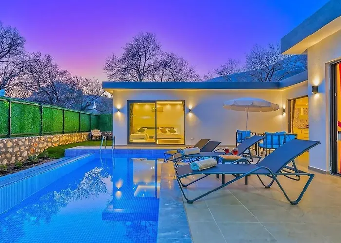 Villa Bezirgan 2 Bedroom Secluded With Private Pool Hot Tub Kalkan