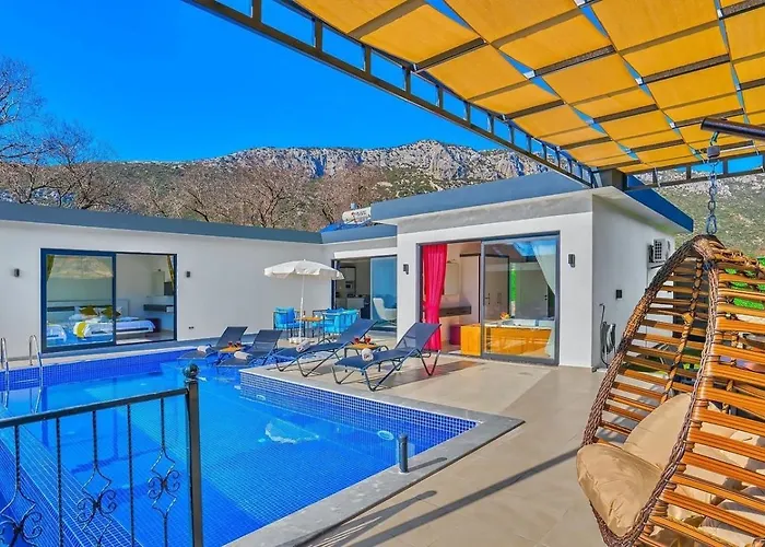 Bezirgan 2 Bedroom Secluded With Private Pool Hot Tub Villa *