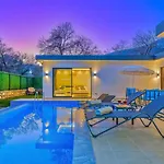 Villa Bezirgan 2 Bedroom Secluded With Private Pool Hot Tub Kalkan