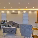 Bezirgan 2 Bedroom Secluded With Private Pool Hot Tub * Kalkan