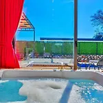 Bezirgan 2 Bedroom Secluded With Private Pool Hot Tub Villa *