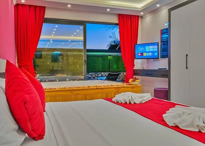 빌라 Bezirgan 2 Bedroom Secluded With Private Pool Hot Tub